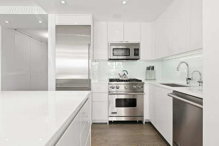 New York City Real Estate | View 20 West 64th Street, 38B | 2 | View 2