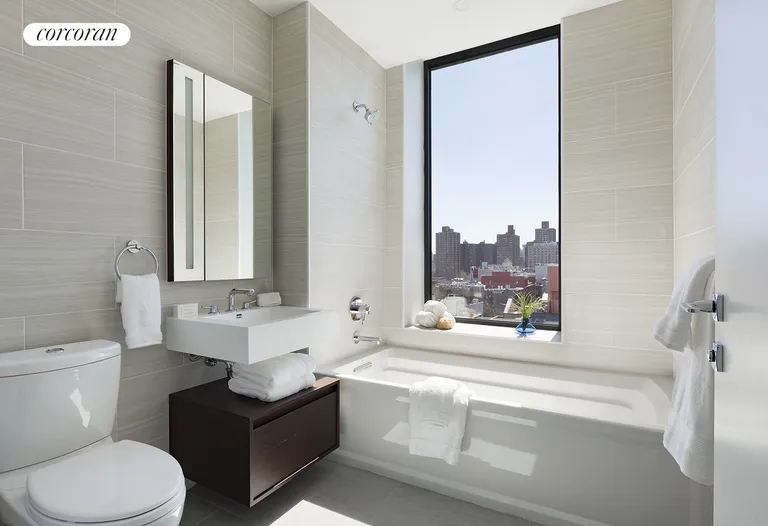 New York City Real Estate | View 287 East Houston Street, PHB | Windowed 2nd bathroom | View 11