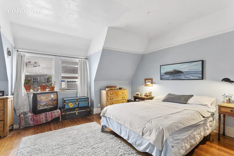 New York City Real Estate | View 257 Brooklyn Avenue | room 7 | View 8