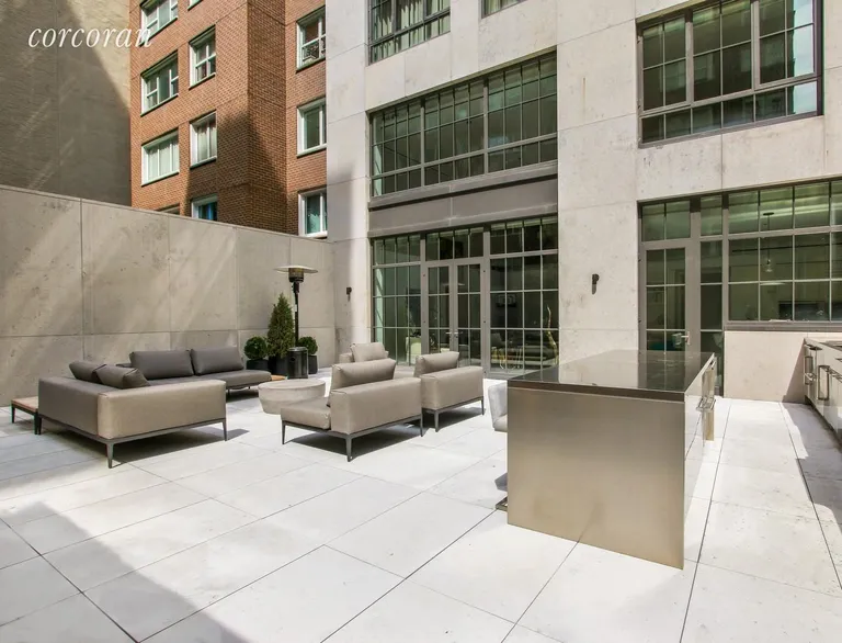 New York City Real Estate | View 60 East 86th Street, T/H | room 6 | View 7