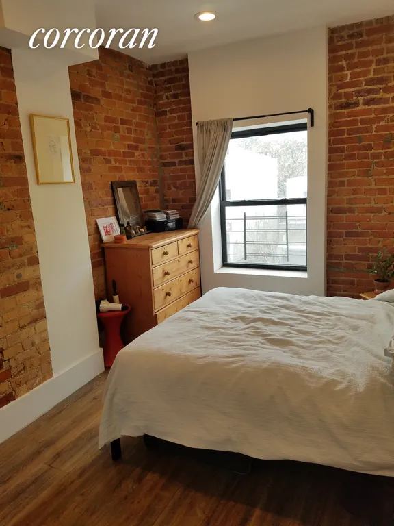 New York City Real Estate | View 923 Bedford Avenue, 4F | room 2 | View 3