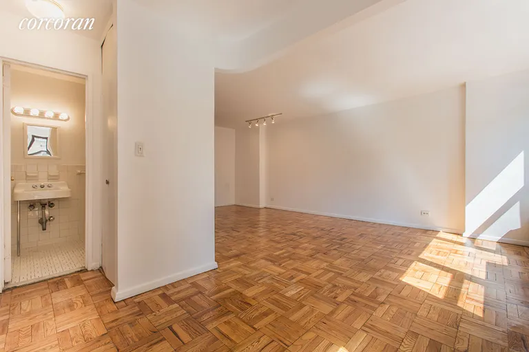 New York City Real Estate | View 245 East 24th Street, 3E | room 3 | View 4
