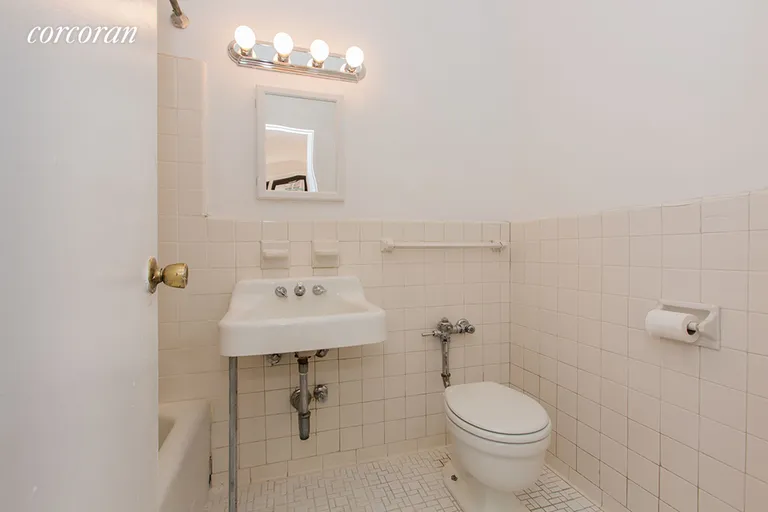 New York City Real Estate | View 245 East 24th Street, 3E | room 5 | View 6