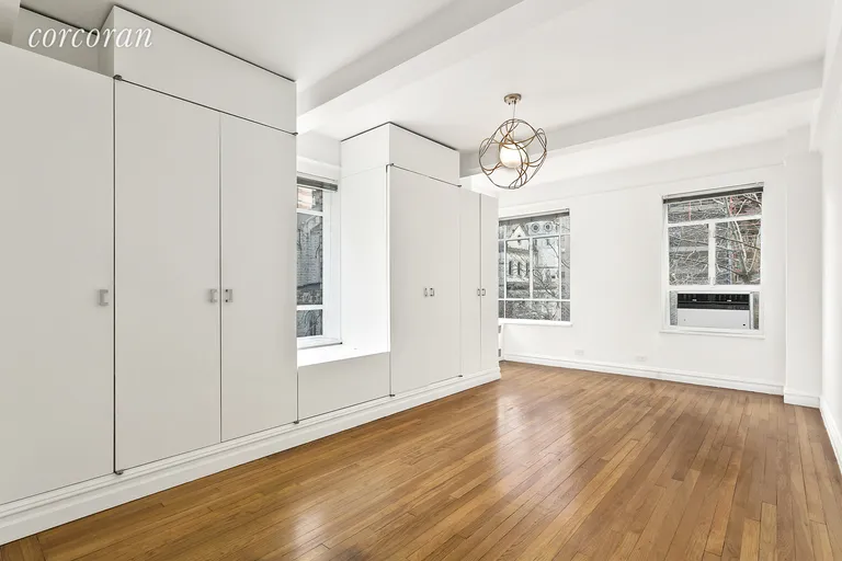 New York City Real Estate | View 565 West End Avenue, 4AA | room 7 | View 8