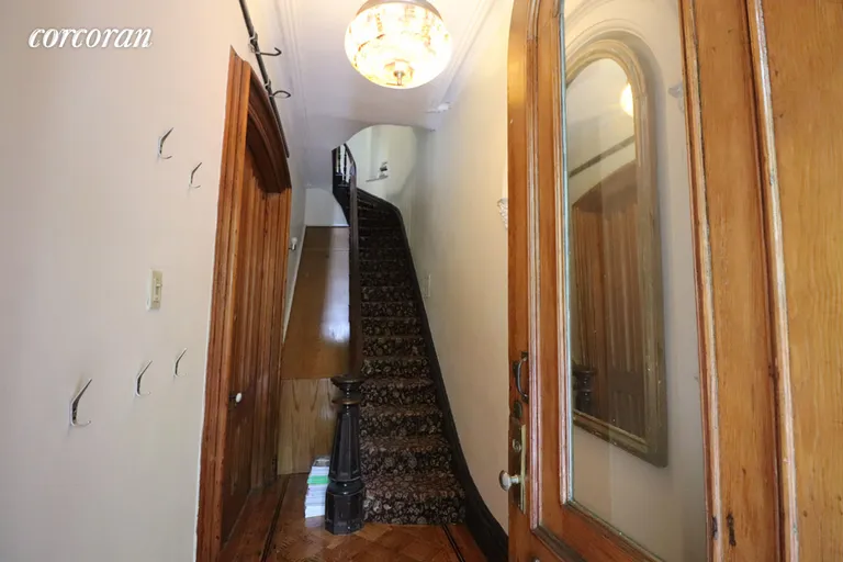 New York City Real Estate | View 290 Lafayette Avenue, 2 | Private Entry way | View 8