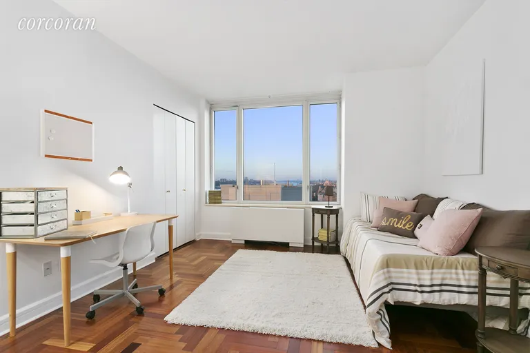 New York City Real Estate | View 220 Riverside Boulevard, 39A | room 7 | View 8