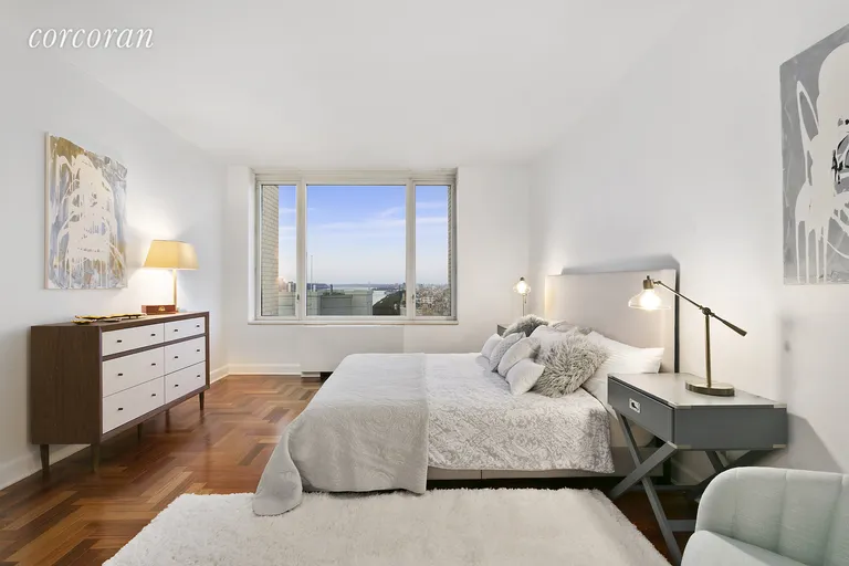 New York City Real Estate | View 220 Riverside Boulevard, 39A | room 5 | View 6