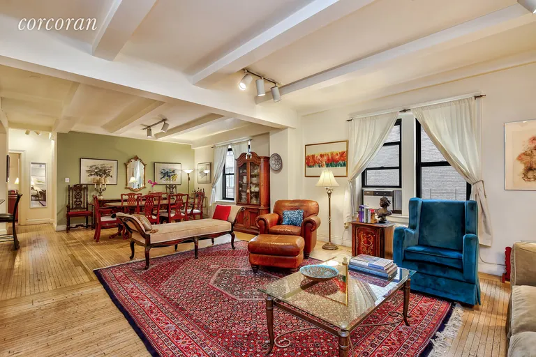 New York City Real Estate | View 17 West 71st Street, 3C | 2 Beds, 2 Baths | View 1