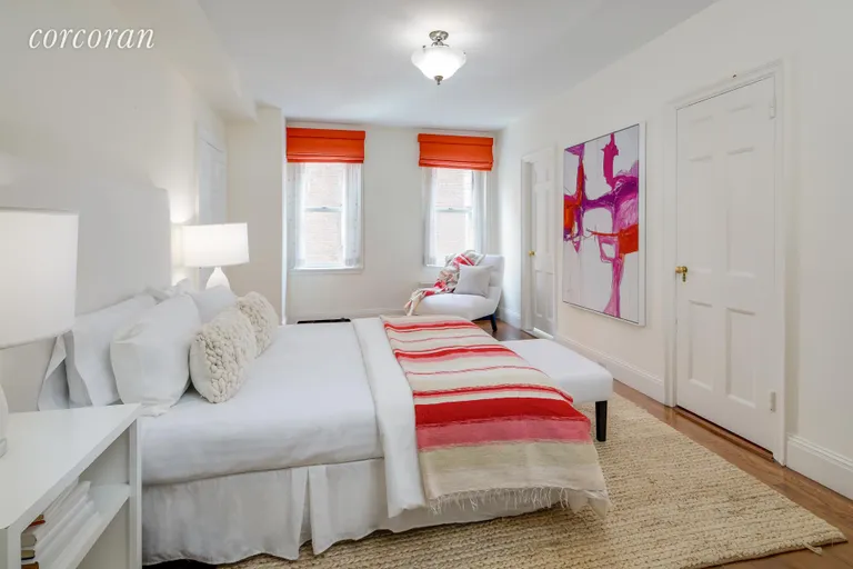 New York City Real Estate | View 10 Gracie Square, 7A | room 9 | View 10