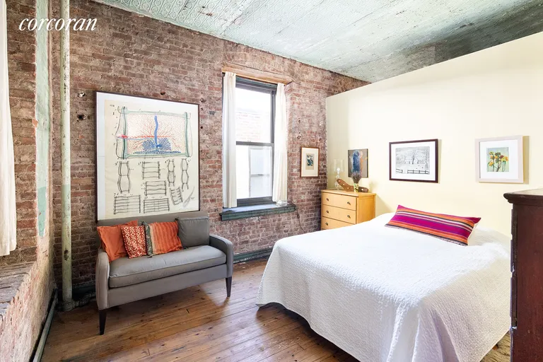 New York City Real Estate | View 139 West 17th Street, 2A | room 3 | View 4