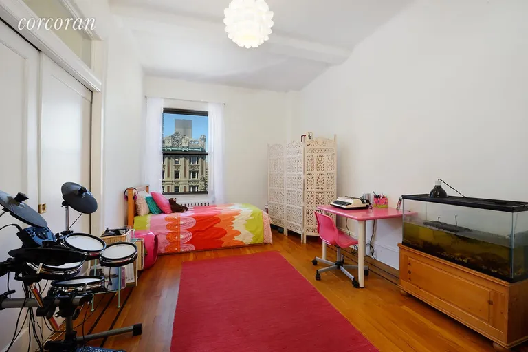 New York City Real Estate | View 215 West 90th Street, 11A | room 4 | View 5