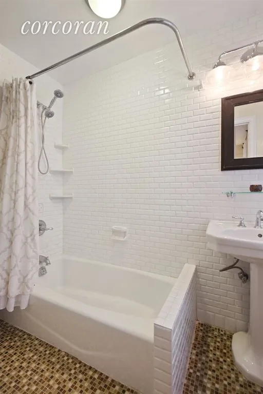 New York City Real Estate | View 320 Central Park West, 1J | Bathroom | View 14
