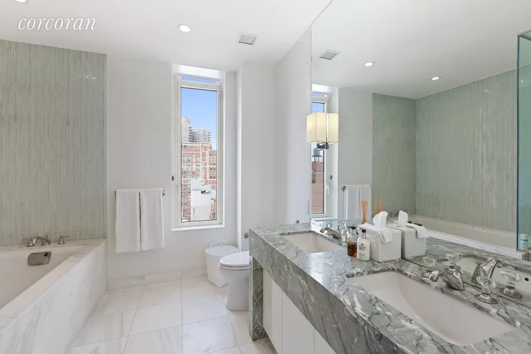 New York City Real Estate | View 305 East 85th Street, 18A | room 4 | View 5