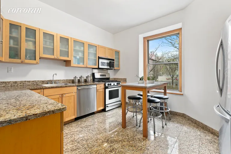 New York City Real Estate | View 300 West 109th Street, 2R | 2 | View 2