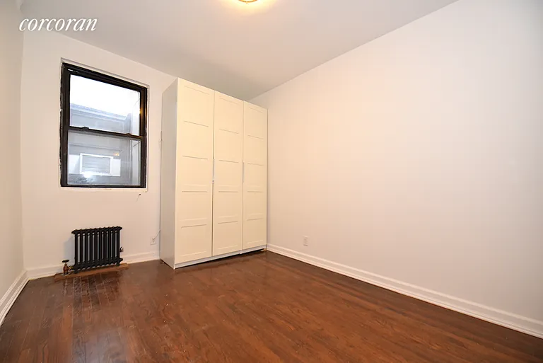 New York City Real Estate | View 301 East 95th Street, B4 | room 5 | View 6