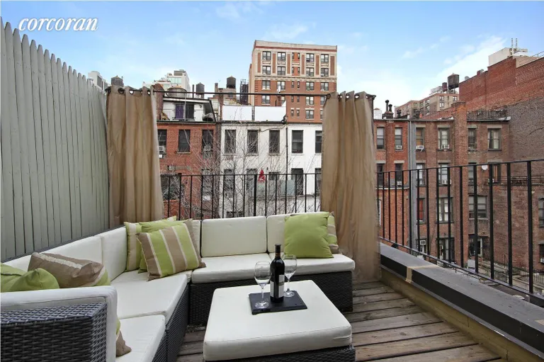 New York City Real Estate | View 111 West 70th Street, 4R | 1 Bed, 1 Bath | View 1
