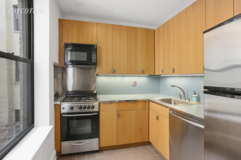 New York City Real Estate | View 264 6TH AVENUE, 2K | room 1 | View 2