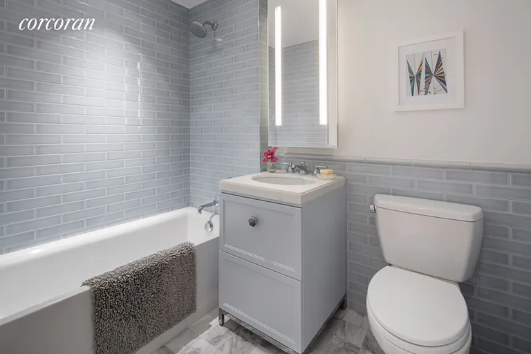 New York City Real Estate | View 389 East 89th Street, 3F | Bathroom | View 6