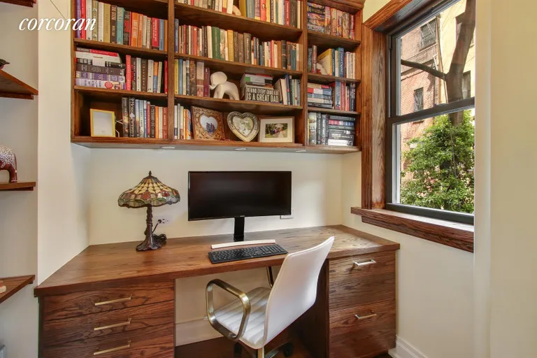 New York City Real Estate | View 107 West 86th Street, 2GH | Office | View 4