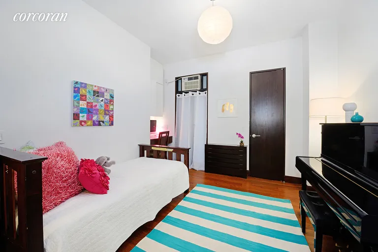 New York City Real Estate | View 401 West End Avenue, 3AB | room 7 | View 8