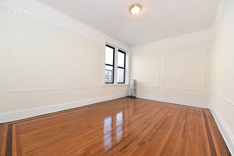 New York City Real Estate | View 22-06 38th Street, E3 | room 2 | View 3