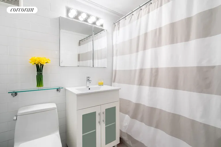 New York City Real Estate | View 345 East 56th Street, 16F | Second Bathroom | View 6