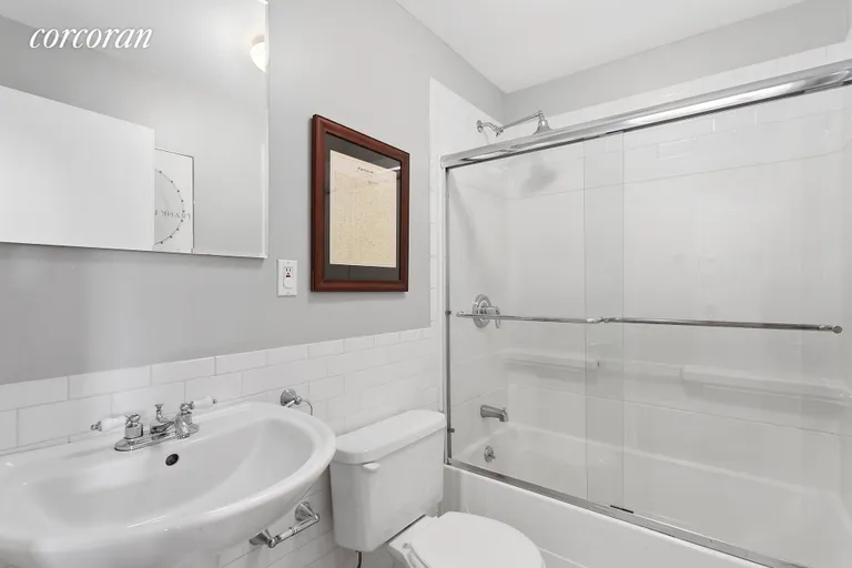 New York City Real Estate | View 84 Green Street, 6 | Bathroom | View 5