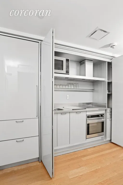 New York City Real Estate | View 18 West 48th Street, 5B | 6 | View 4