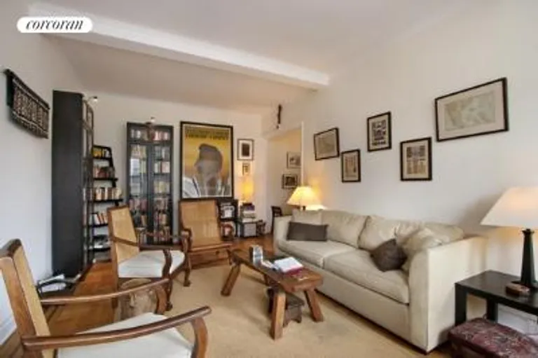 New York City Real Estate | View 41 Eastern Parkway, 5C | 2 Beds, 1 Bath | View 1