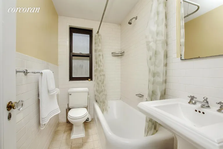 New York City Real Estate | View 235 West End Avenue, 10F | Bathroom | View 5
