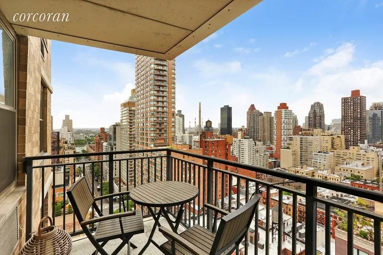 New York City Real Estate | View 301 East 79th Street, 24J | 2 Beds, 2 Baths | View 1
