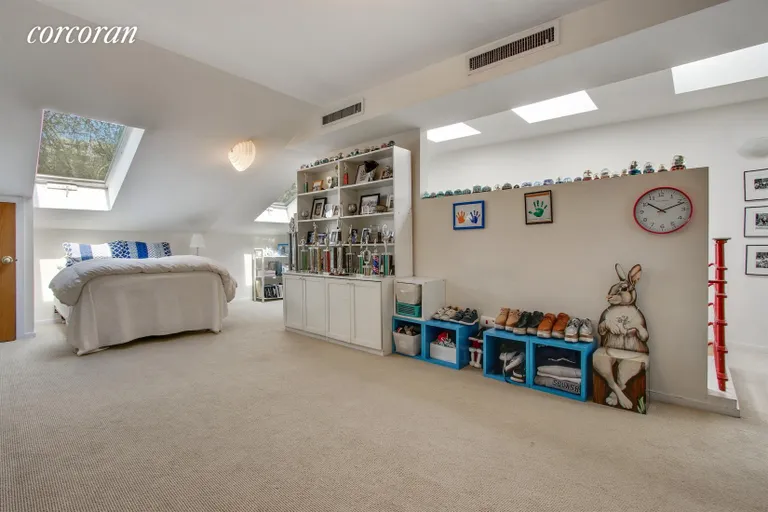 New York City Real Estate | View 45 Willow Place | Top floor bedroom/den | View 10