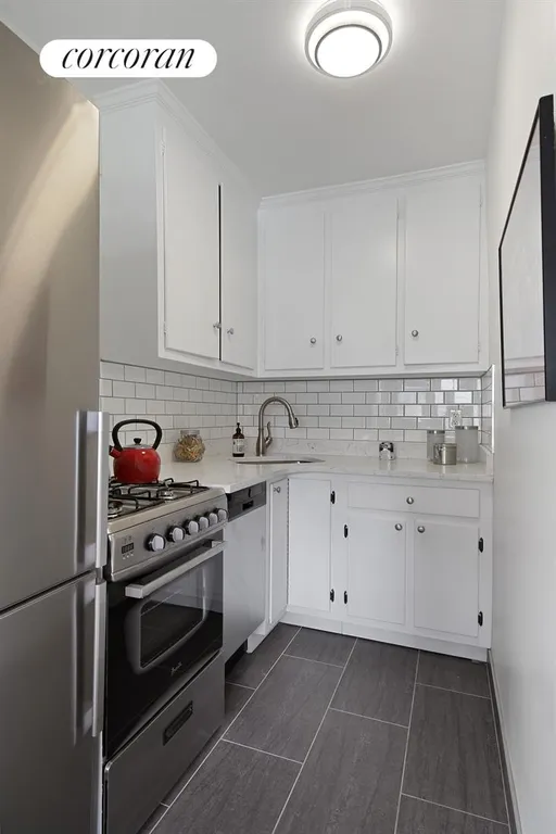 New York City Real Estate | View 135 Willow Street, 410 | Kitchen | View 4