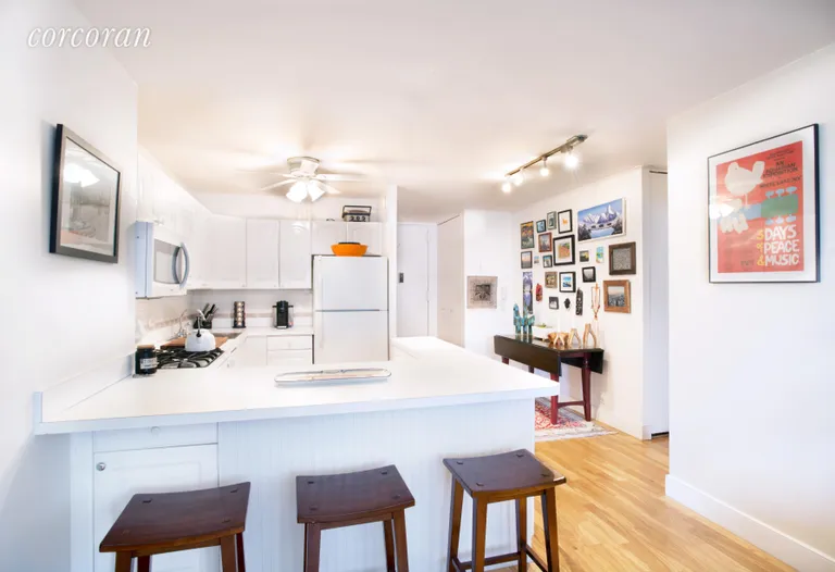 New York City Real Estate | View 345 East 93rd Street, 5A | room 1 | View 2