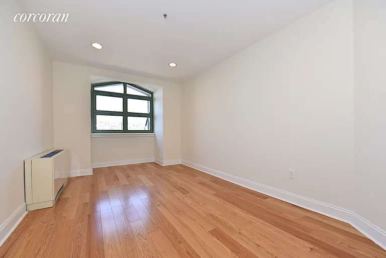 New York City Real Estate | View 19-19 24th Avenue, L504 | room 9 | View 10