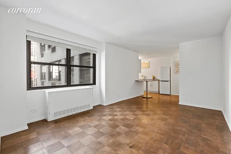 New York City Real Estate | View 115 East 9th Street, 9N | Living Space | View 4