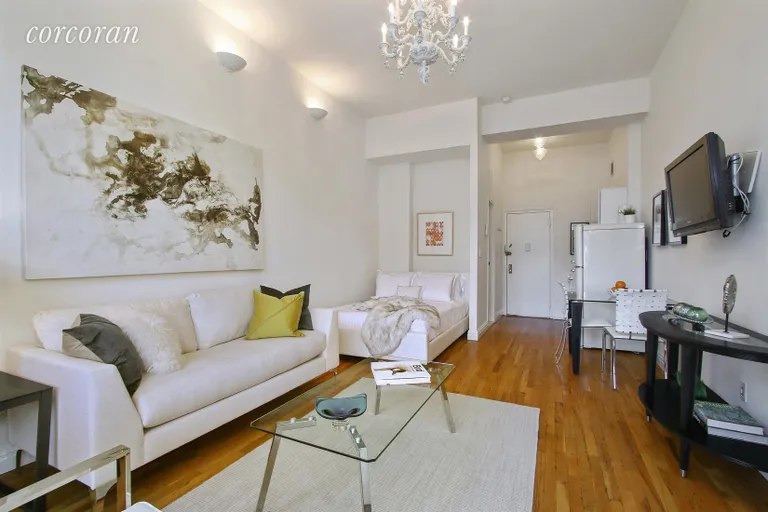 New York City Real Estate | View 100 West 15th Street, 4H | Living Area View II | View 2