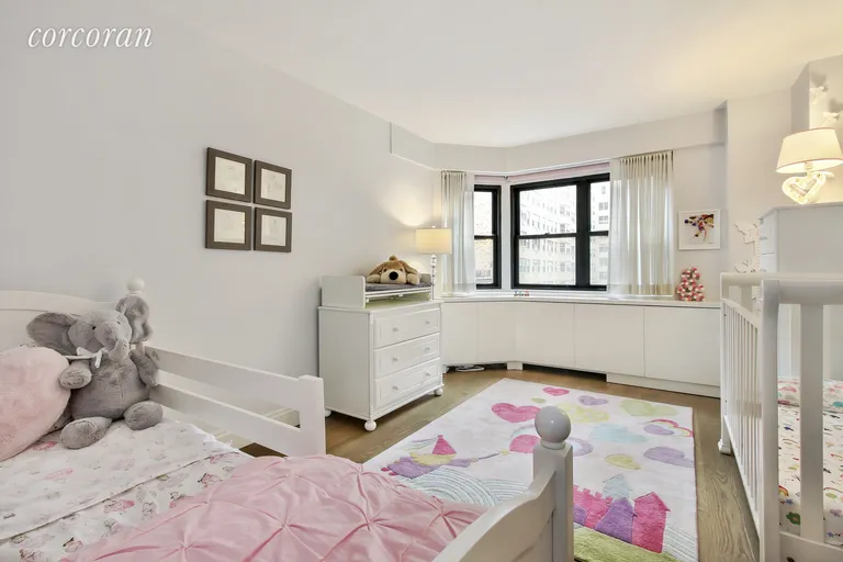 New York City Real Estate | View 176 East 77th Street, 6AL | Large Second Bedroom | View 5
