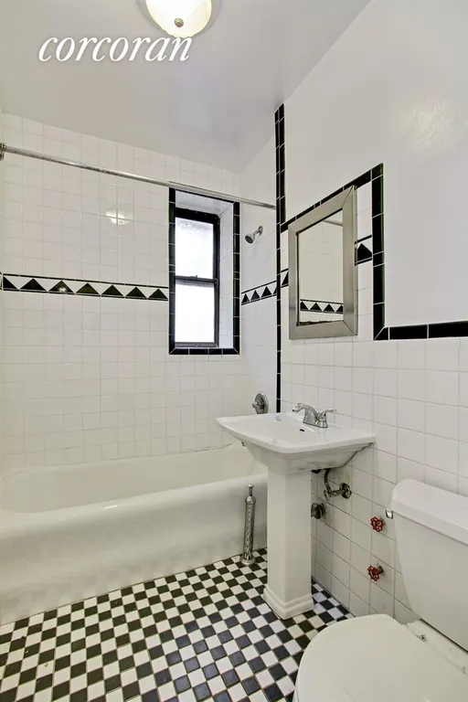 New York City Real Estate | View 425 14th Street, C4 | Bathroom | View 6