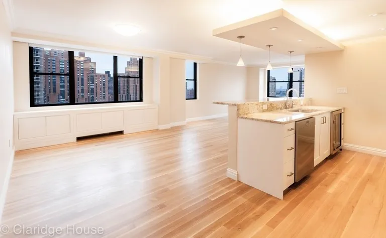 New York City Real Estate | View 201 East 87th Street, 17-NP | 3 Beds, 3 Baths | View 1