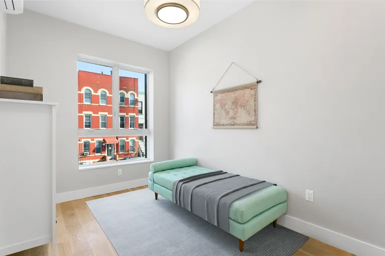 New York City Real Estate | View 139 Grove Street, 4R | room 5 | View 6