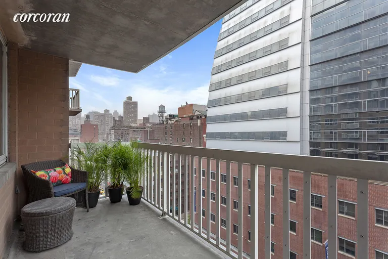 New York City Real Estate | View 50 Lexington Avenue, 11E | Enormous Balcony | View 2