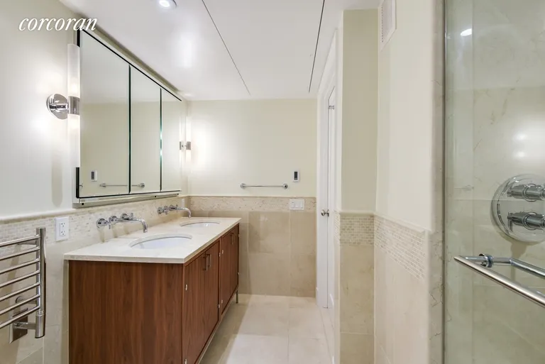 New York City Real Estate | View 200 East 66th Street, D701 | room 5 | View 6