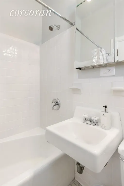 New York City Real Estate | View 417 Riverside Drive, 8A | Bathroom | View 6