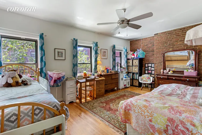 New York City Real Estate | View 138 Hoyt Street, 3 | room 4 | View 5