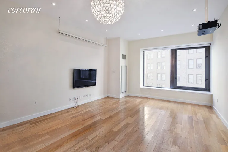 New York City Real Estate | View 75 Wall Street, 19K | 1 Bed, 1 Bath | View 1