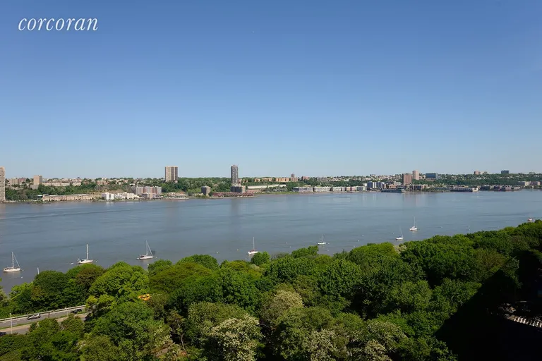 New York City Real Estate | View 100 Riverside Drive, 19B | room 4 | View 5