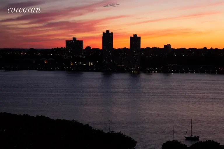 New York City Real Estate | View 100 Riverside Drive, 19B | room 5 | View 6