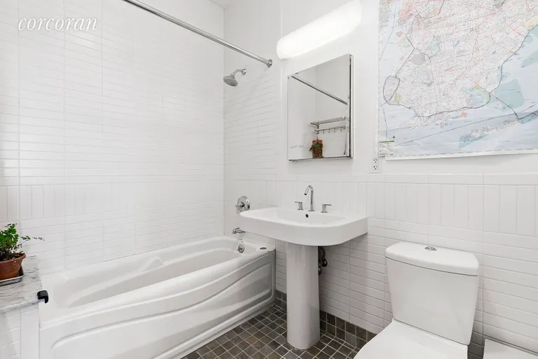 New York City Real Estate | View 95 Lexington Avenue, 5B | Large bathroom with deep soaking tub | View 7