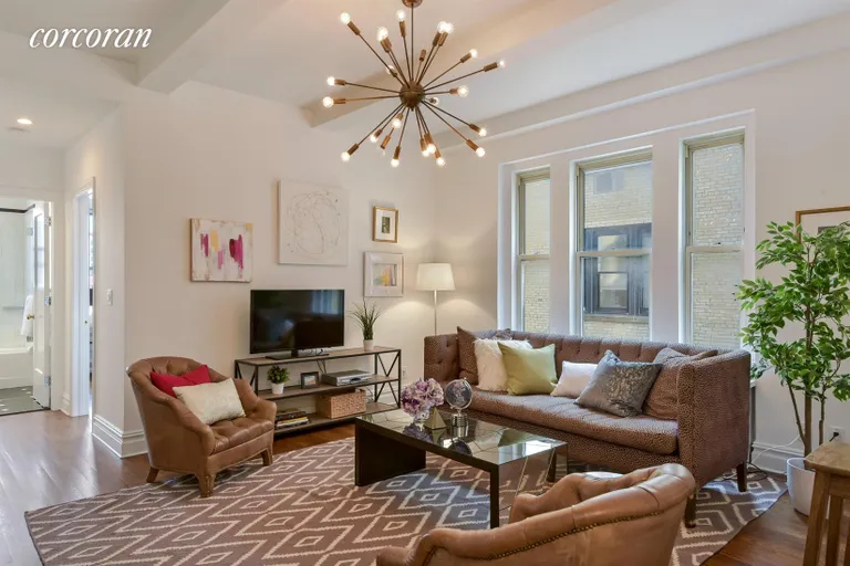 New York City Real Estate | View 25 Fifth Avenue, 12H | Living Room | View 3